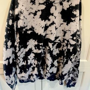 urban outfitters preppy tie die sweatshirt